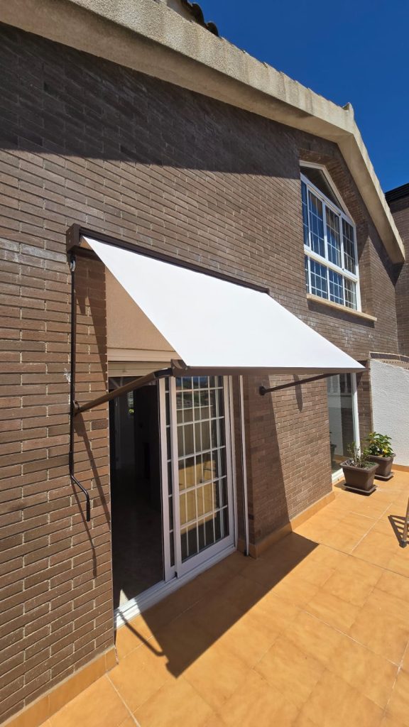 whatsapp image 2026 02 18 at 12.f24.02